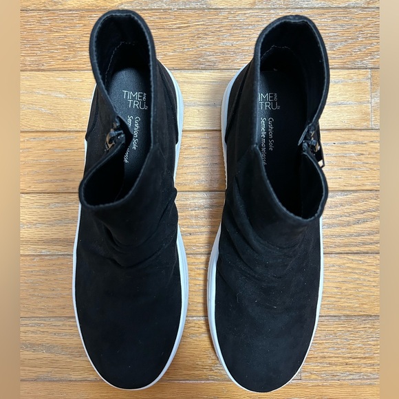 Time And Tru Hi Top Sneakers - Picture 5 of 8